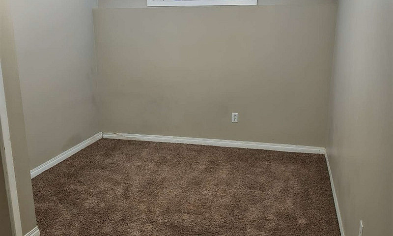 One Bdrm In Great Lo...