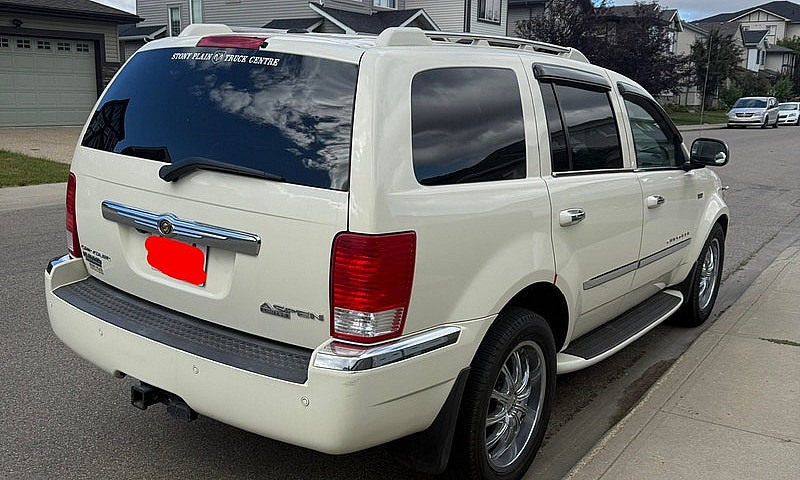 2008 Chrysler Aspen ...