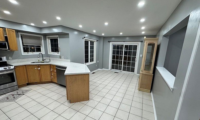 4 Bedroom House For ...