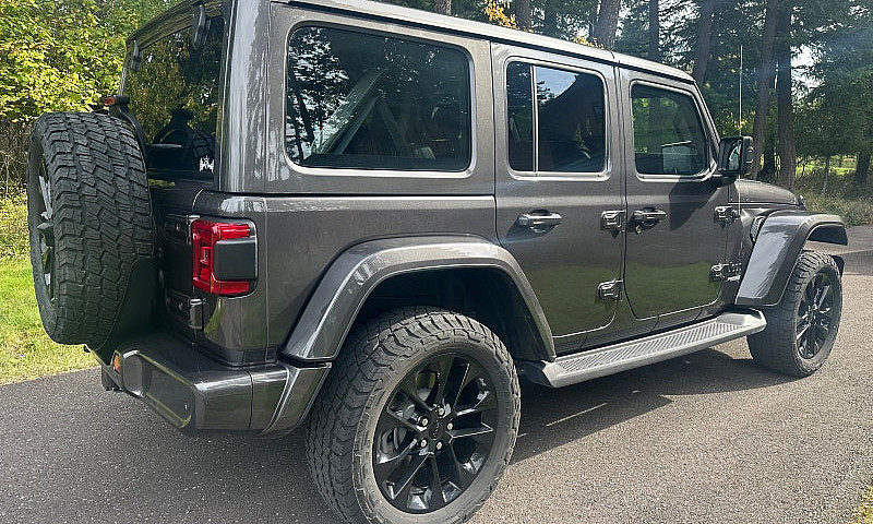 2021 Jeep Wrangler U...