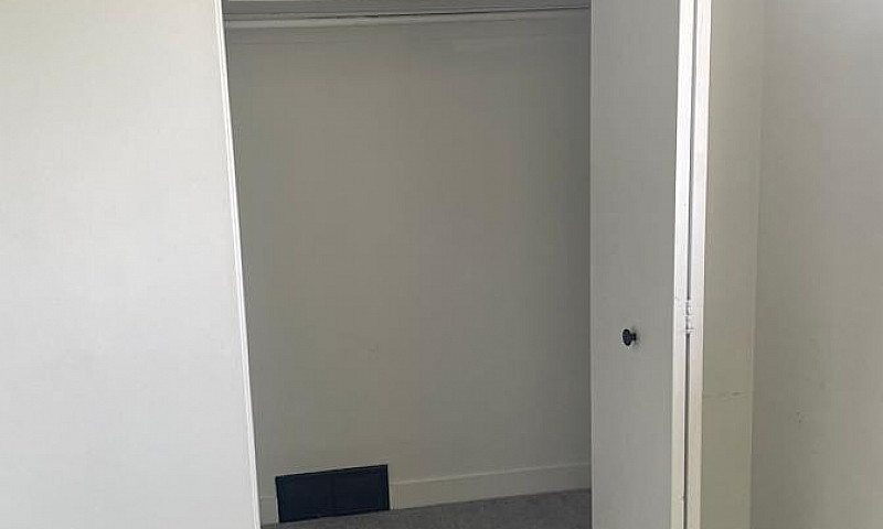 3 Bedroom Spacious H...