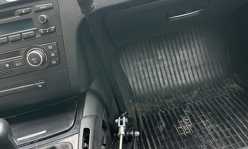 2009 Bmw 128I...