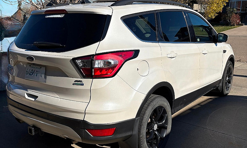 2018 Ford Escape Sel...