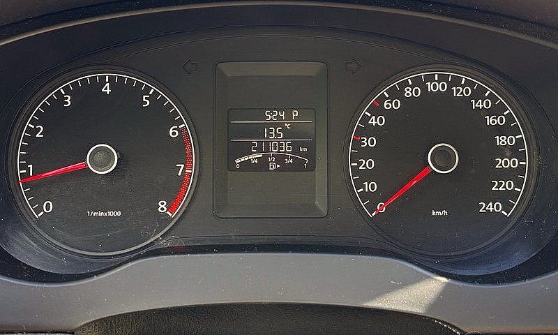 2012 Volkswagen Jett...