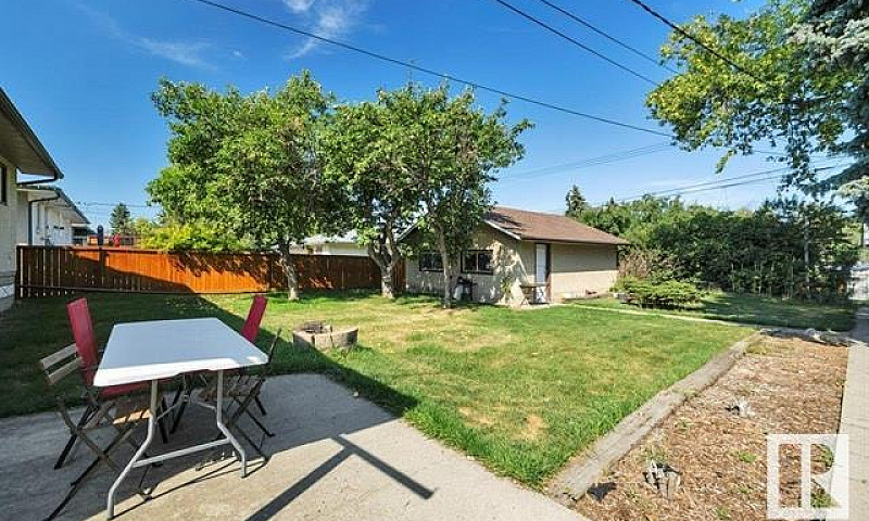 Single House 3 Bedro...