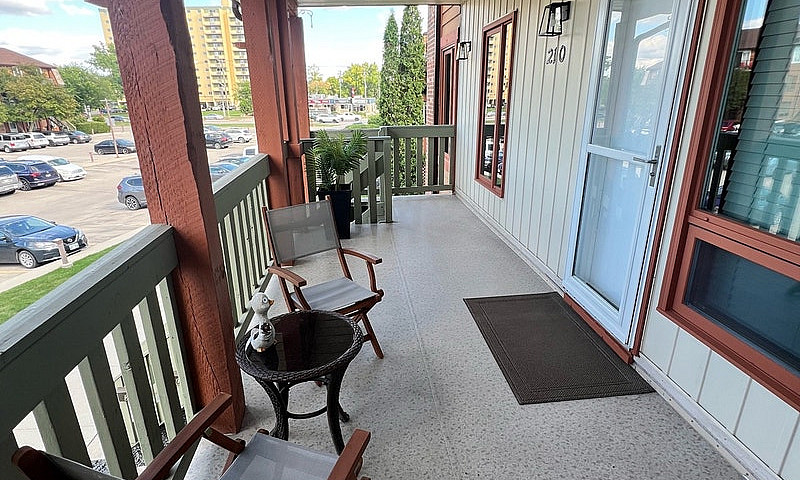 Condo For Sale In No...