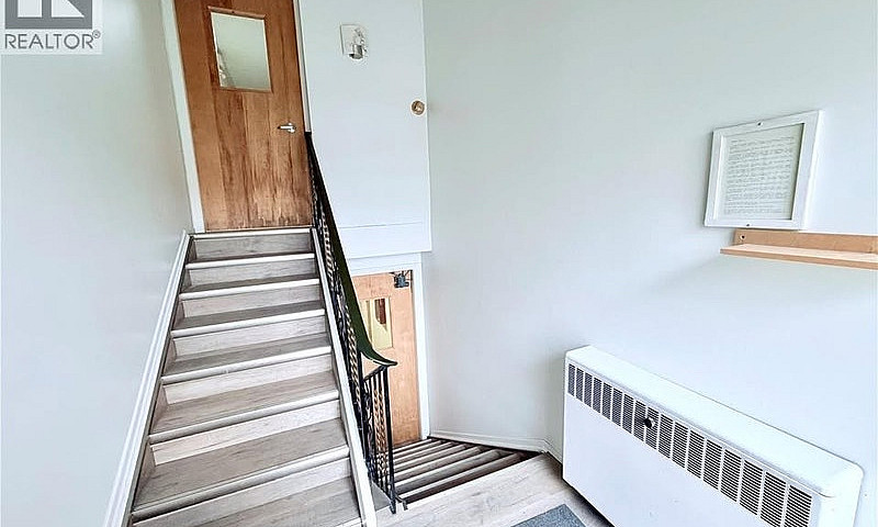 1 Bed 1 Bath Apartme...