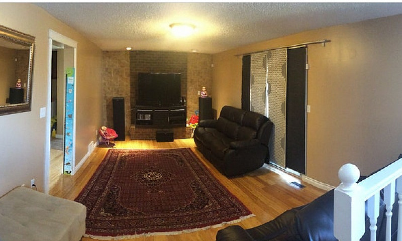 House With 4 Bedroom...
