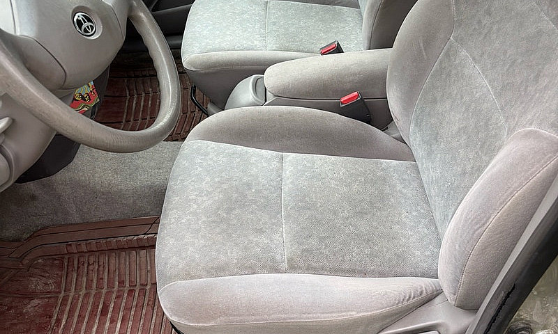 2001 Toyota Prius ...