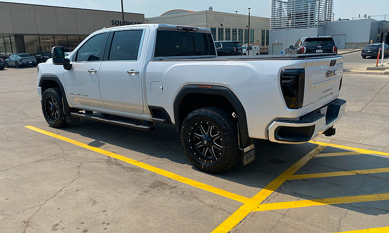 2022 Gmc 3500 Denali...