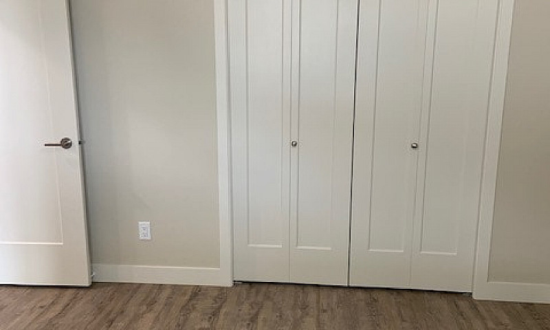 1 Bed 1 Bath Suite F...