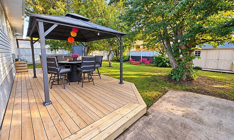 5 Bedroom Home In Ma...