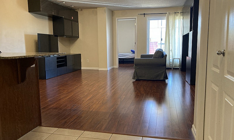 2 Dedroom And 2 Bath...