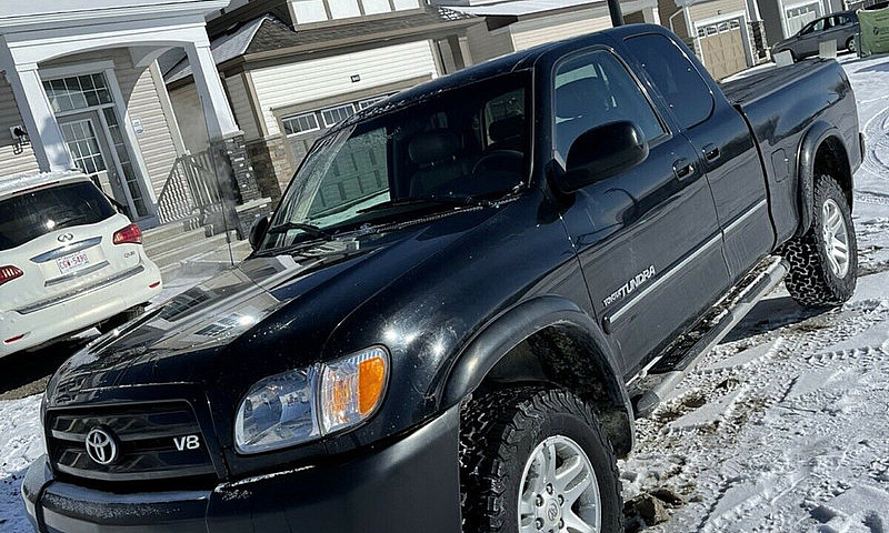 2004 Toyota Tundra 4...