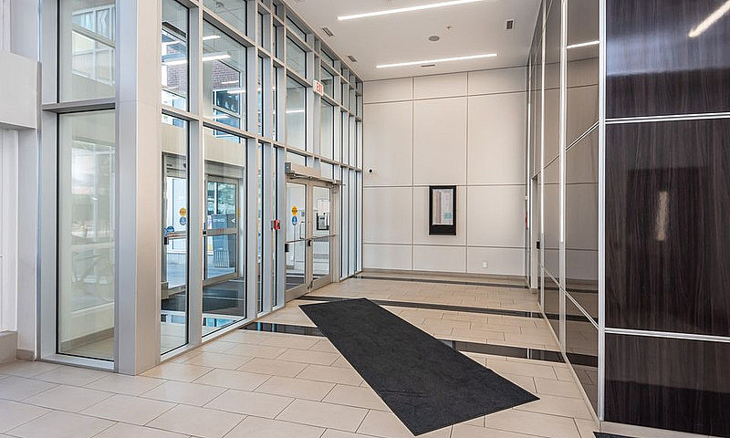 Downtown - 2 Bed/2 B...