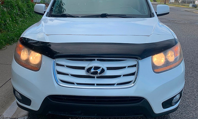 Hyundai Santa Fe...