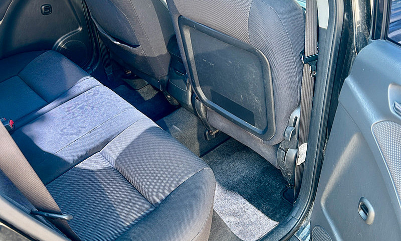 2003 Toyota Matrix X...