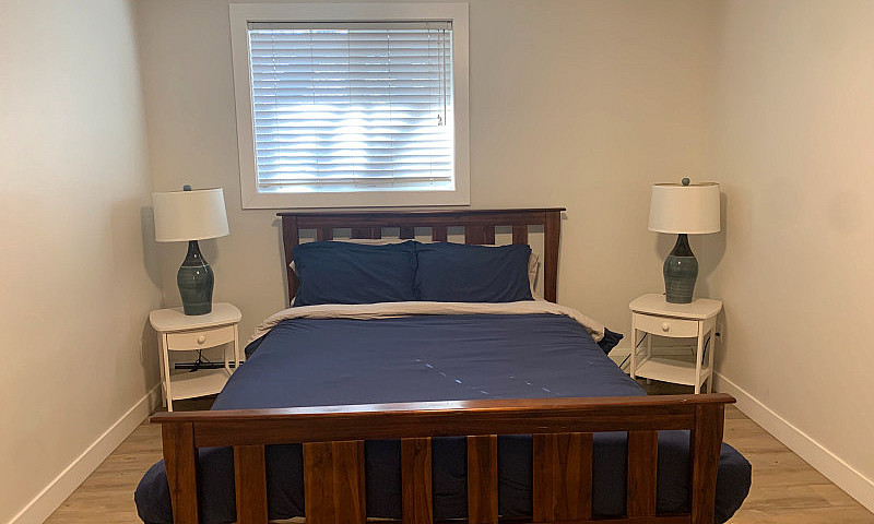 Fully Furnished 2 Be...