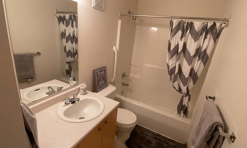 2-Bed Lease Assignme...