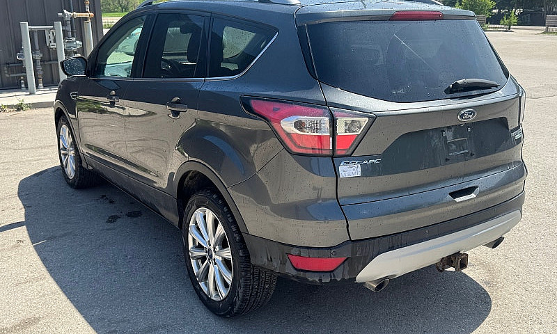 2017 Ford Escape Awd...