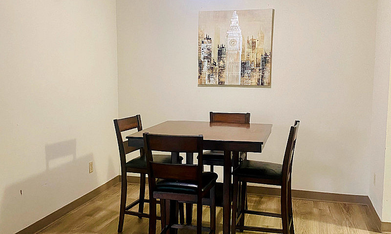 2 Bedroom Townhouse ...