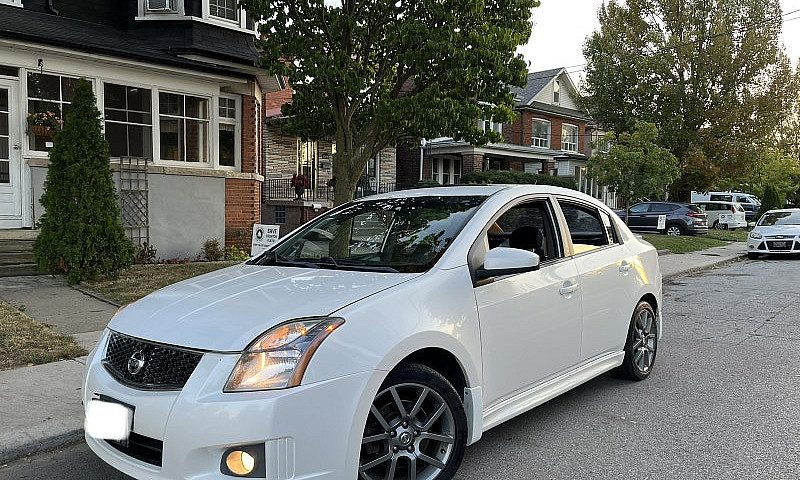 2010-Nissan-Sentra-2...