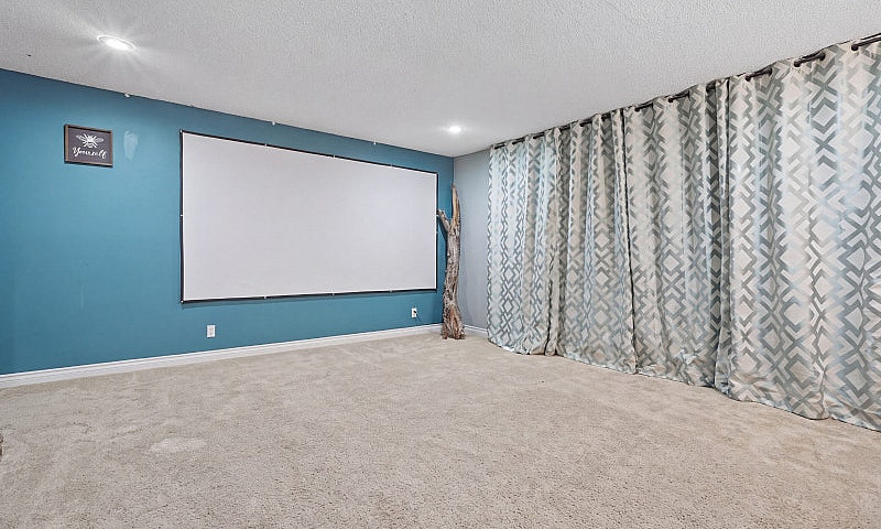 Five Bedroom Raymond...