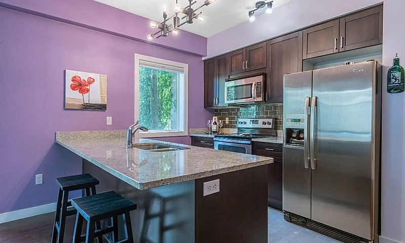 2 Bed / 2 Bath Condo...