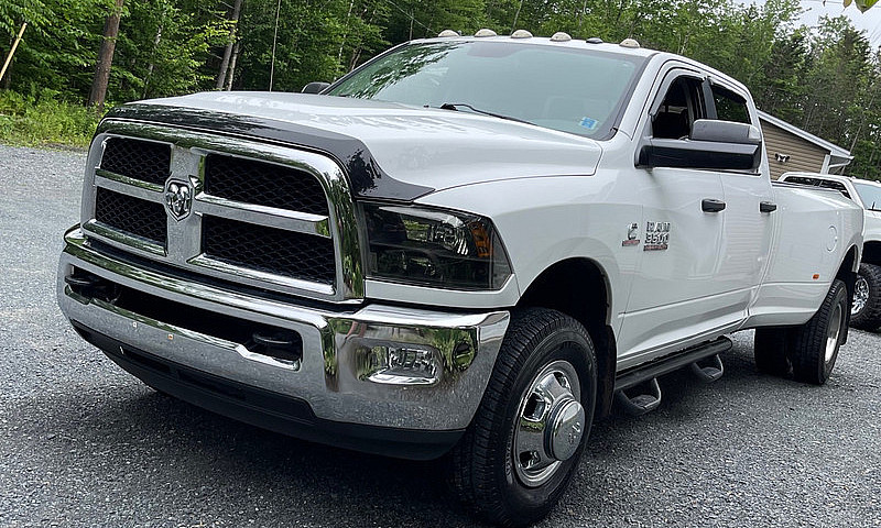 2014 Ram 3500 Dually...