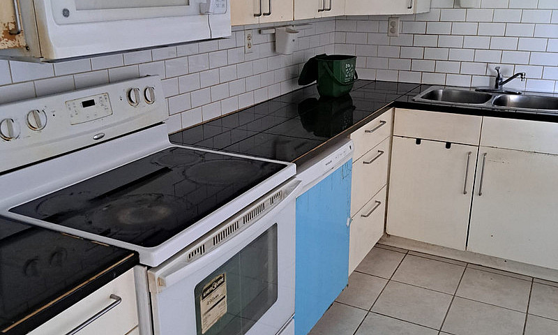A Beautiful 2 Bedroo...