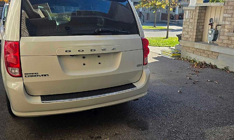 2015 Dodge Caravan...