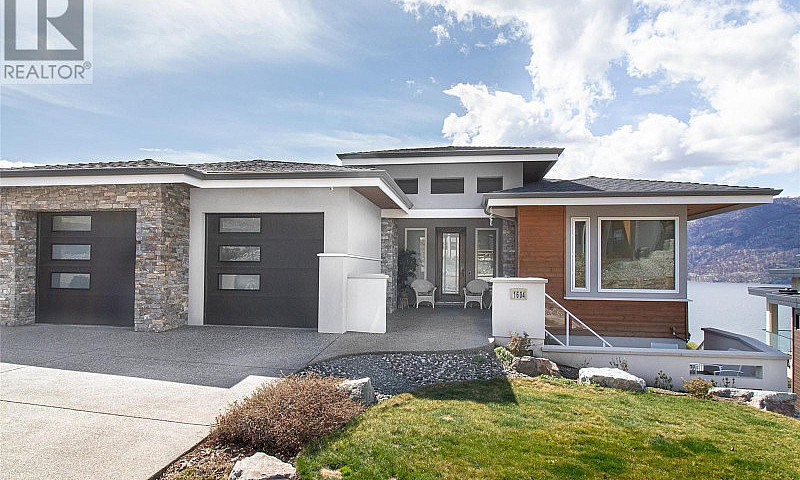Lake Okanagan Luxury...