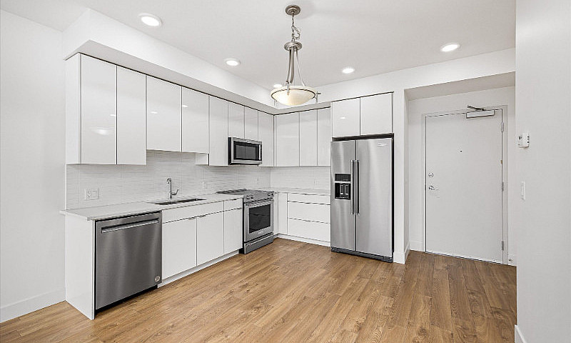 1 Bed + Den - #1106 ...
