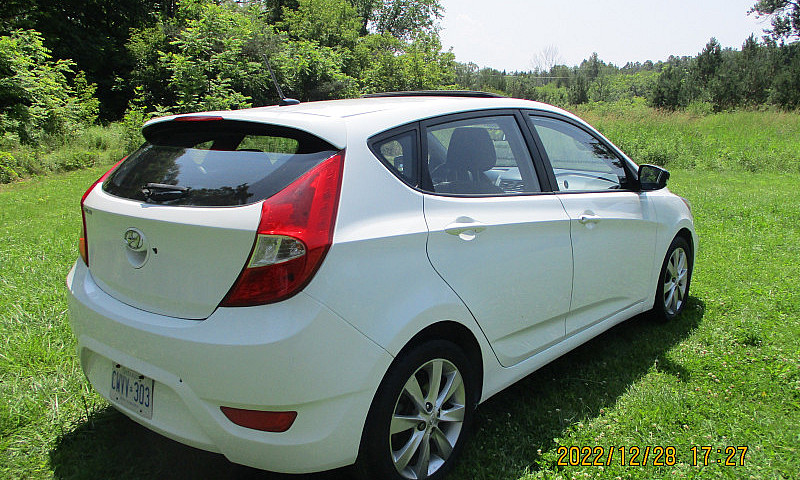 2012 Hyundai Elantra...