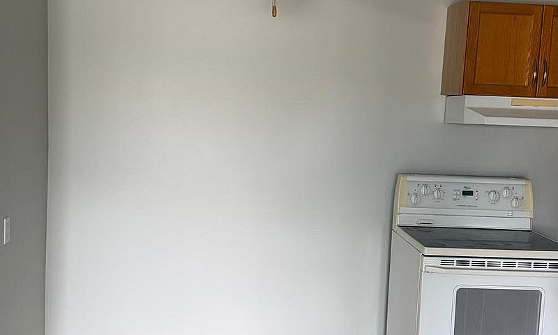 3 Bedrooms Apartment...