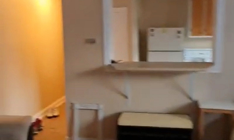 2 Bedroom 1 Bath Apa...