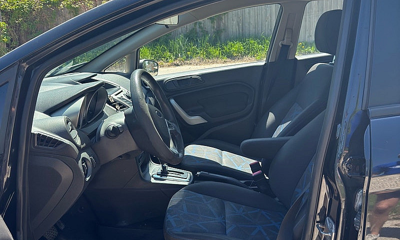 2013 Ford Fiesta...