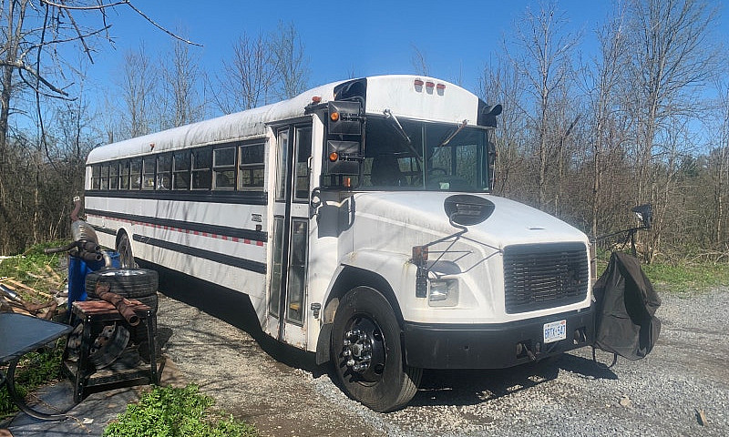 Freightliner Bus ...