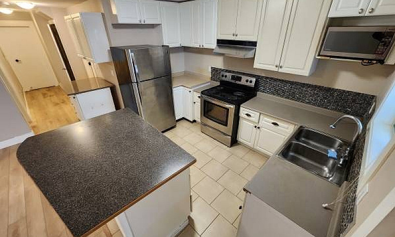 2Br   1Ba Basement S...