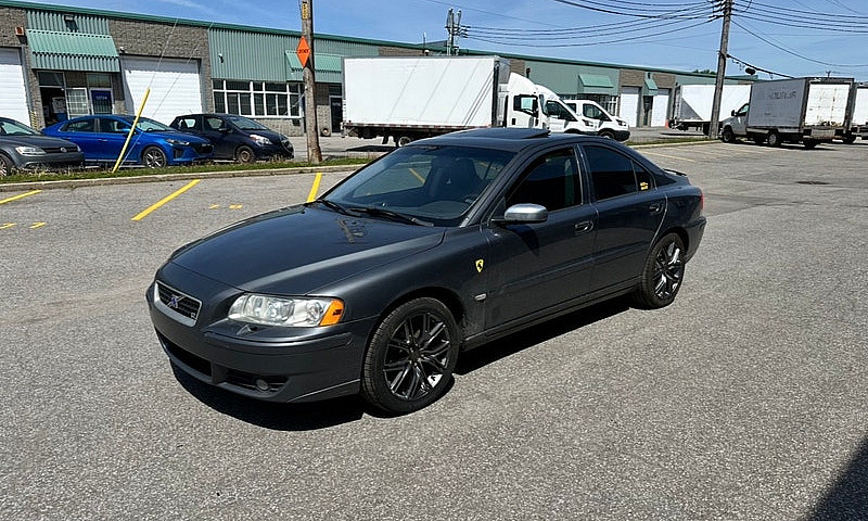 06 Volvo S60...