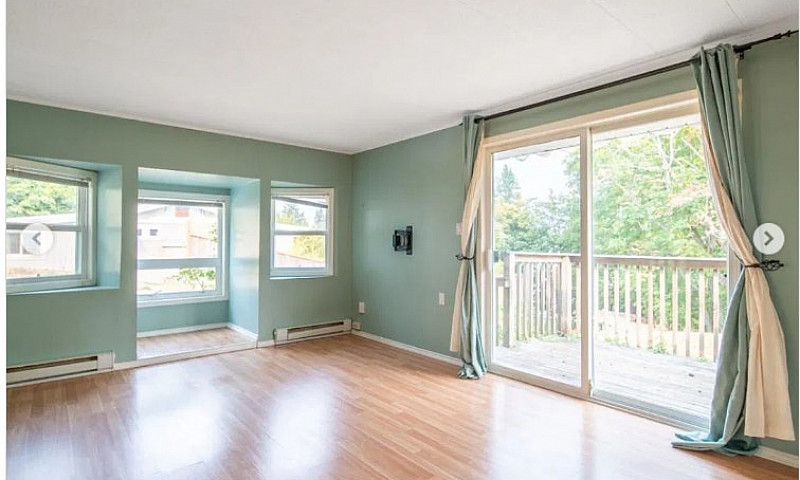 2 Bed 1 Bath House F...