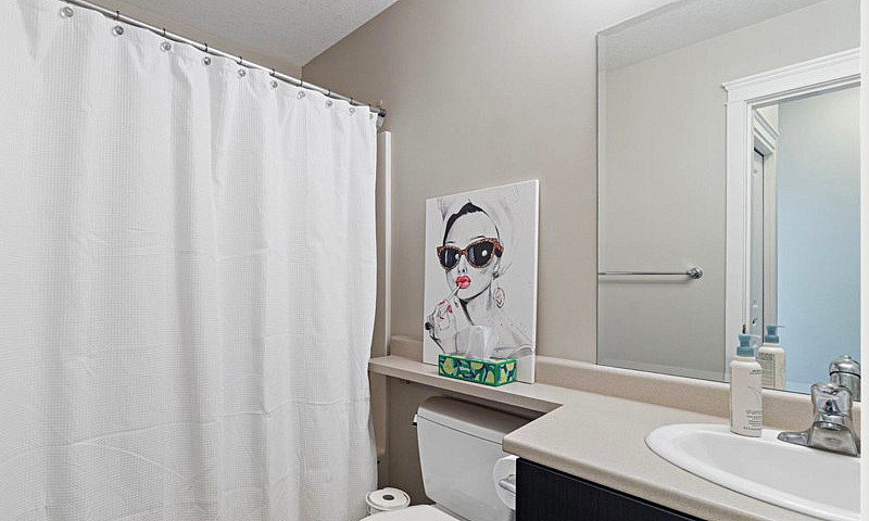 2 Bedroom 2 Bathroom...