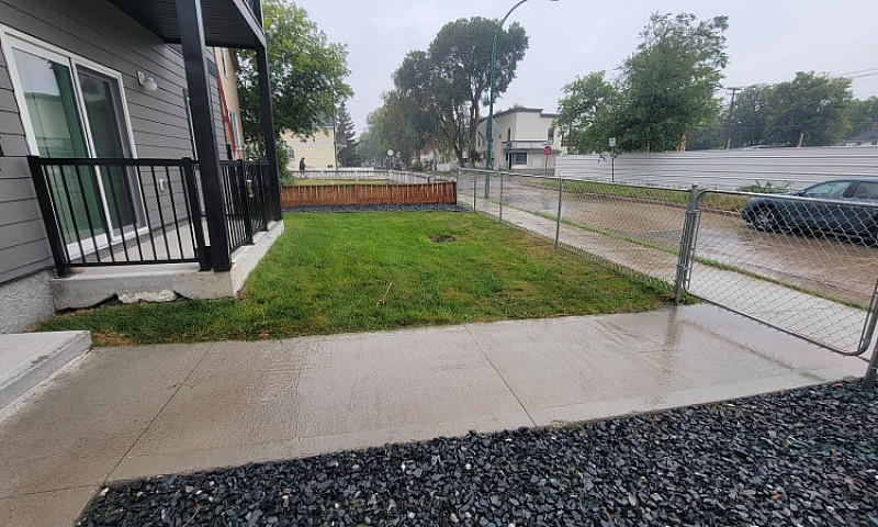 2-Bdrm 248 Bertrand ...