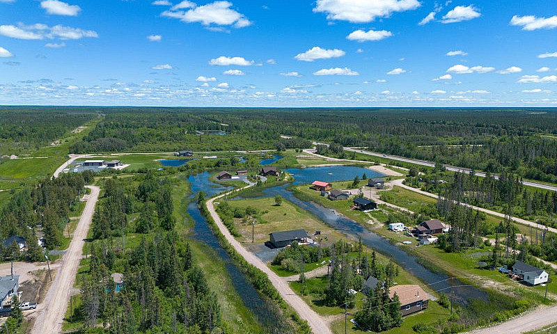 Building Lot Near Fa...