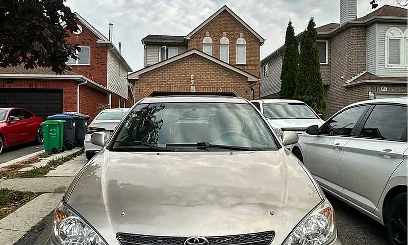 2003 Toyota Camry 4 ...