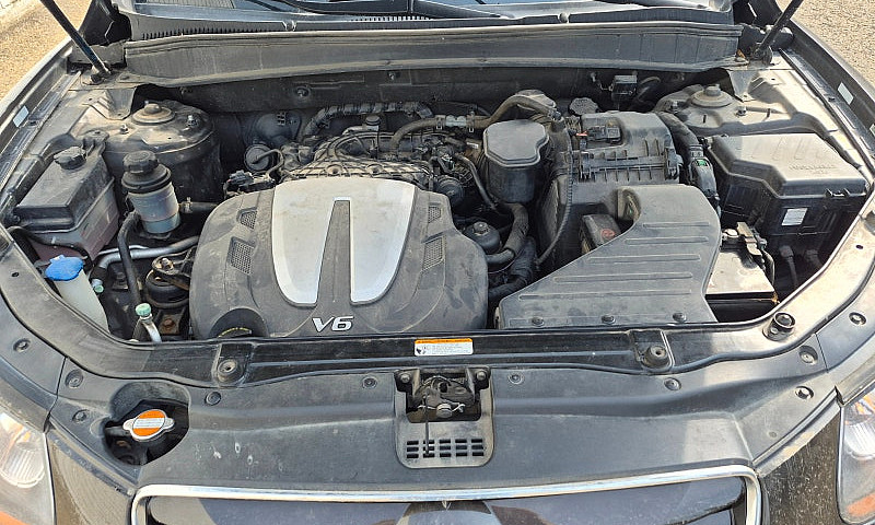 2011 Hyundai Sante F...