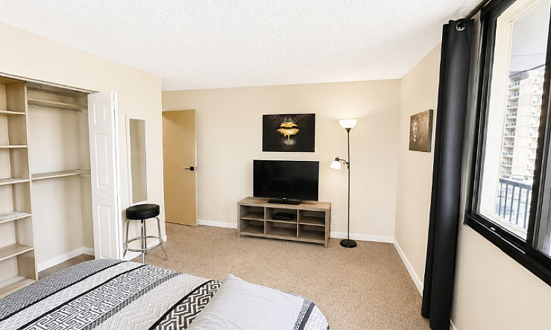 Apartment For Sale F...