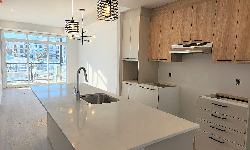New 2 Bedroom - All ...