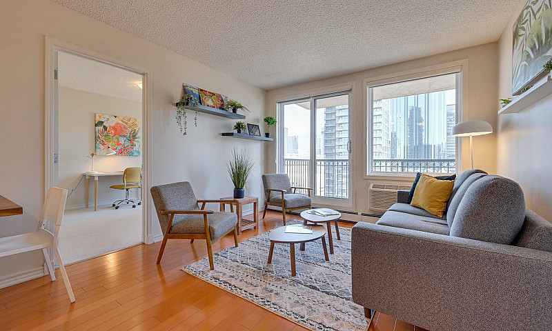 2 Bed Condo - Great ...