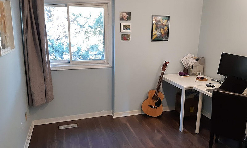 North York 3-Bedroom...